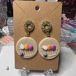 Don’t count your eggs on 1 basket